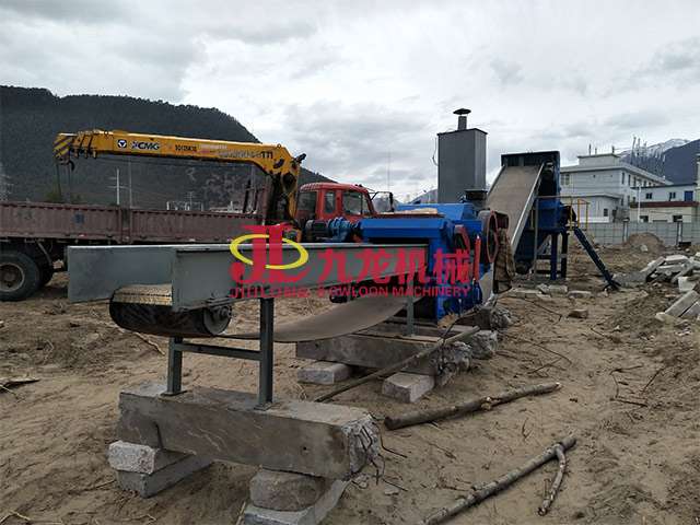 西藏木材削片處理現(xiàn)場